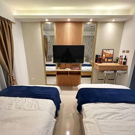 מנילה M&M Condostay At Shore 2 Residences Tower 2 Pasay City מראה חיצוני תמונה